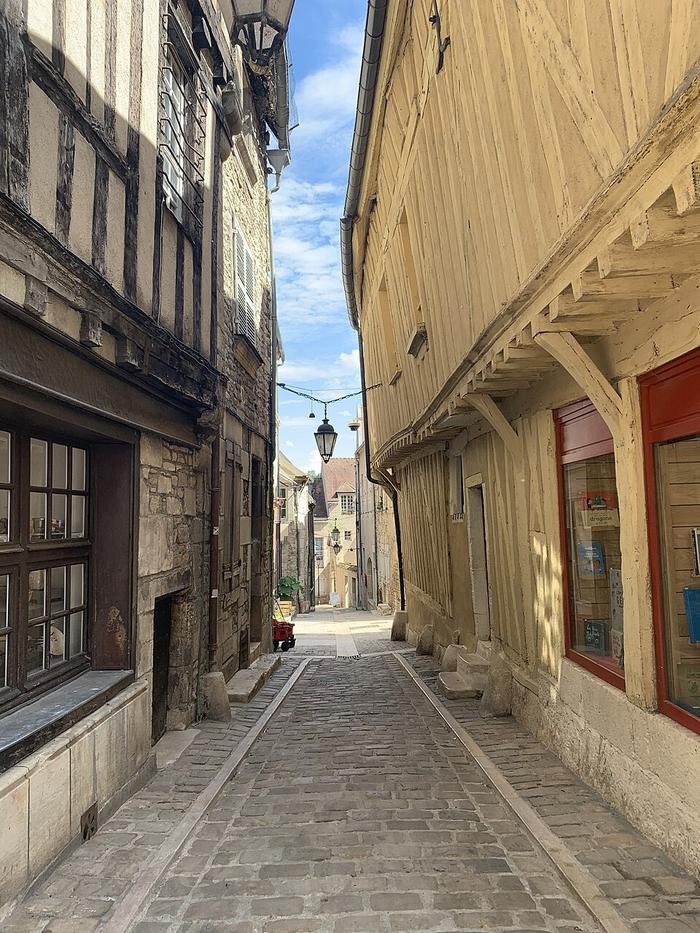 Clamecy - Immobilier - CENTURY 21 Agence Ducreux - Parc_Lescombes