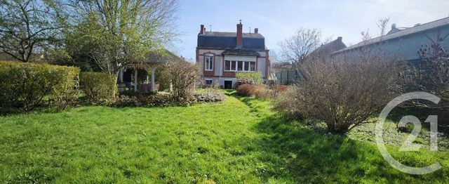 maison à vendre - 5 pièces - 130.0 m2 - MONTREUILLON - 58 - BOURGOGNE - Century 21 Agence Ducreux