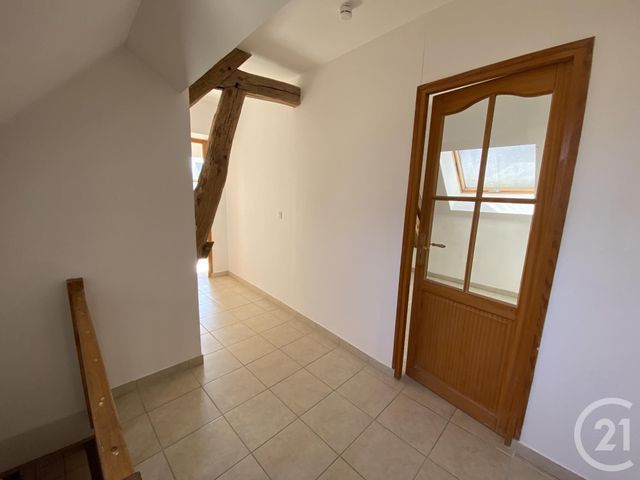 Appartement F4 à louer - 4 pièces - 73.0 m2 - BILLY SUR OISY - 58 - BOURGOGNE - Century 21 Agence Ducreux