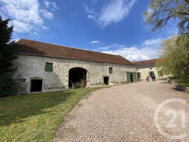 Afficher la photo en grand maison à vendre - 7 pièces - 289.98 m2 - CORBIGNY - 58 - BOURGOGNE - Century 21 Agence Ducreux