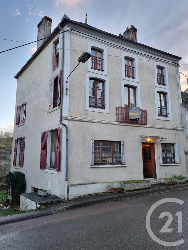 maison à vendre - 7 pièces - 181.01 m2 - CORVOL L ORGUEILLEUX - 58 - BOURGOGNE - Century 21 Agence Ducreux