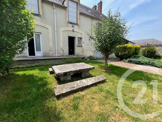maison à vendre - 5 pièces - 153.0 m2 - CHATEAUNEUF VAL DE BARGIS - 58 - BOURGOGNE - Century 21 Agence Ducreux