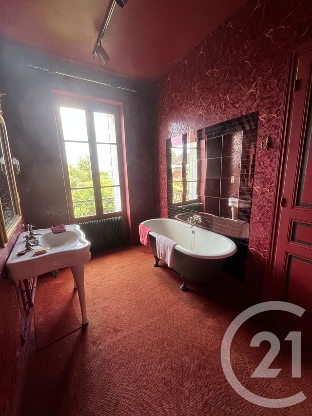 maison à vendre - 13 pièces - 261.9 m2 - CLAMECY - 58 - BOURGOGNE - Century 21 Agence Ducreux