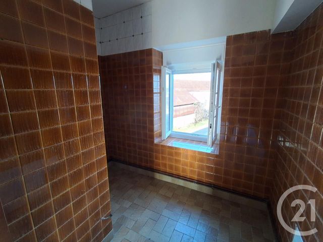 maison à vendre - 3 pièces - 107.2 m2 - ETAIS LA SAUVIN - 89 - BOURGOGNE - Century 21 Agence Ducreux
