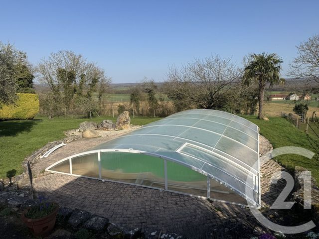 maison à vendre - 7 pièces - 158.3 m2 - ST PIERRE DU MONT - 58 - BOURGOGNE - Century 21 Agence Ducreux