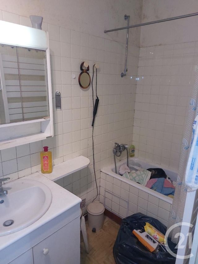 maison à vendre - 4 pièces - 89.48 m2 - CHATEL CENSOIR - 89 - BOURGOGNE - Century 21 Agence Ducreux