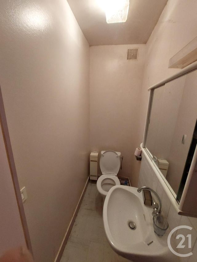 maison à vendre - 4 pièces - 89.48 m2 - CHATEL CENSOIR - 89 - BOURGOGNE - Century 21 Agence Ducreux