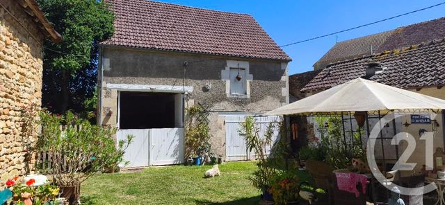 maison à vendre - 11 pièces - 174.4 m2 - CHATEAUNEUF VAL DE BARGIS - 58 - BOURGOGNE - Century 21 Agence Ducreux
