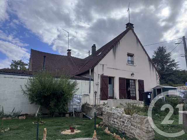 maison à vendre - 5 pièces - 89.3 m2 - CHATEAUNEUF VAL DE BARGIS - 58 - BOURGOGNE - Century 21 Agence Ducreux