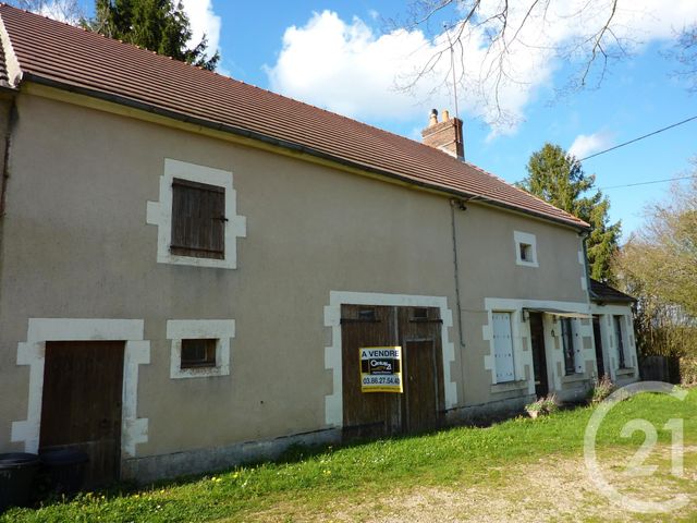 maison à vendre - 2 pièces - 82.0 m2 - CHATEAUNEUF VAL DE BARGIS - 58 - BOURGOGNE - Century 21 Agence Ducreux maison à vendre - 2 pièces - 82.0 m2 - CHATEAUNEUF VAL DE BARGIS - 58 - BOURGOGNE - Century 21 Agence Ducreux