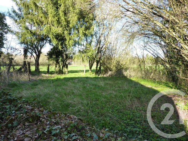 maison à vendre - 2 pièces - 82.0 m2 - CHATEAUNEUF VAL DE BARGIS - 58 - BOURGOGNE - Century 21 Agence Ducreux maison à vendre - 2 pièces - 82.0 m2 - CHATEAUNEUF VAL DE BARGIS - 58 - BOURGOGNE - Century 21 Agence Ducreux